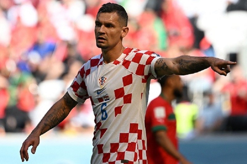 Lyon tái ngộ trung vệ kỳ cựu Dejan Lovren