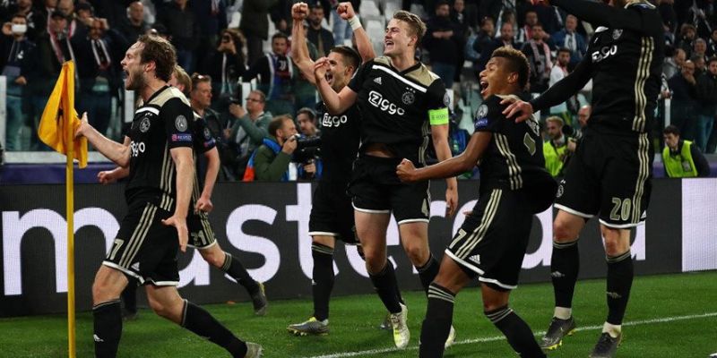 Ajax Amsterdam – Học viện đào tạo trẻ hàng đầu châu Âu