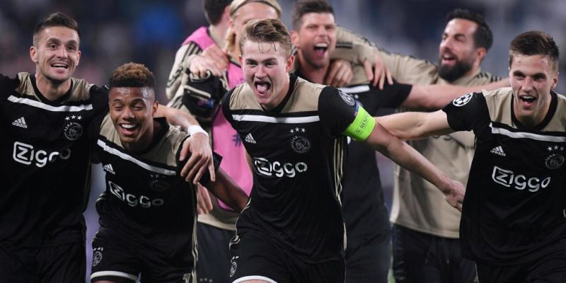 Ajax Amsterdam – Học viện đào tạo trẻ hàng đầu châu Âu