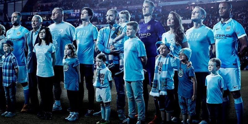 Người hâm mộ Manchester City thế nào? Khám phá biệt danh Citizens