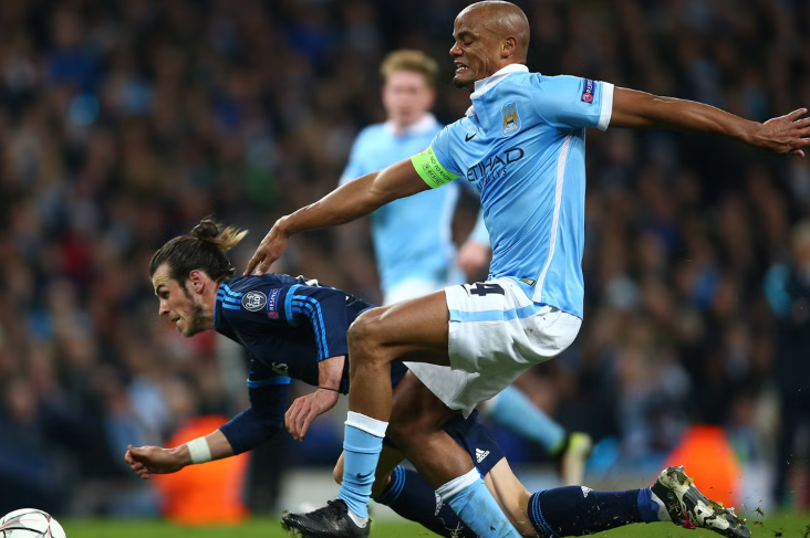 Foul trong bóng đá là gì và nó có quy tắc như thế nào?