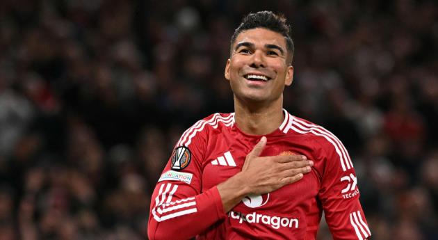Casemiro làm cách nào để vực dậy sự nghiệp tại Man United?