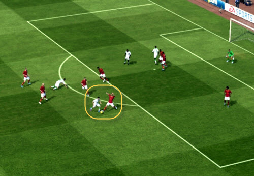 Phương pháp tấn công trung lộ trong Fifa online 3