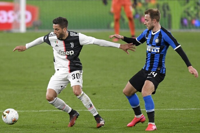 Các Kỹ Thuật Giữ Bóng đơn Giản Mà Hiệu Quả