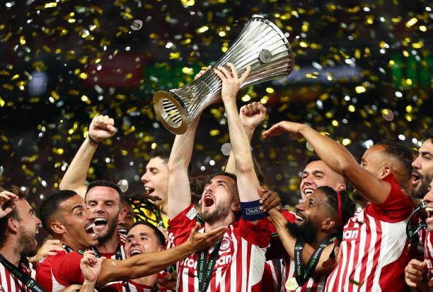 Olympiacos vô địch Conference League 2024