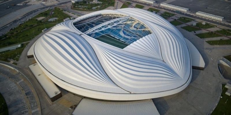 Kiến trúc uốn lượn hình con thuyền Dhow của sân vận động Al Janoub tại Qatar