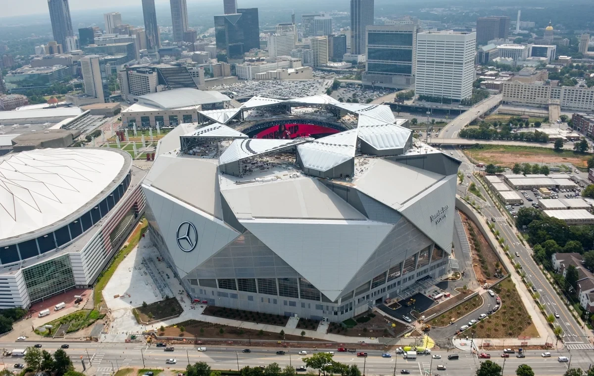 Sân Vận Động Mercedes-Benz Nổi Tiếng Tại Atlanta Hoa Kỳ