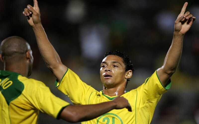 Ricardo Oliveira và khoảnh khắc ghi bàn thần tốc tại Brazil