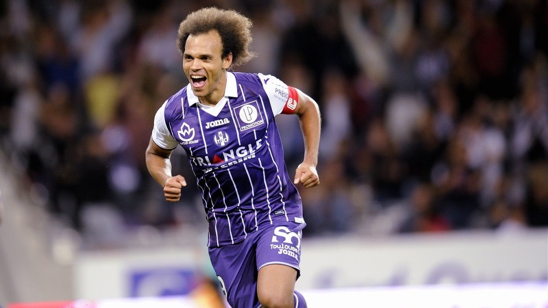 Cầu thủ Martin Braithwaite không phải mẫu cầu thủ có tài năng lớn Cầu thủ Martin Braithwaite - Sự nghiệp của gã triệu phú