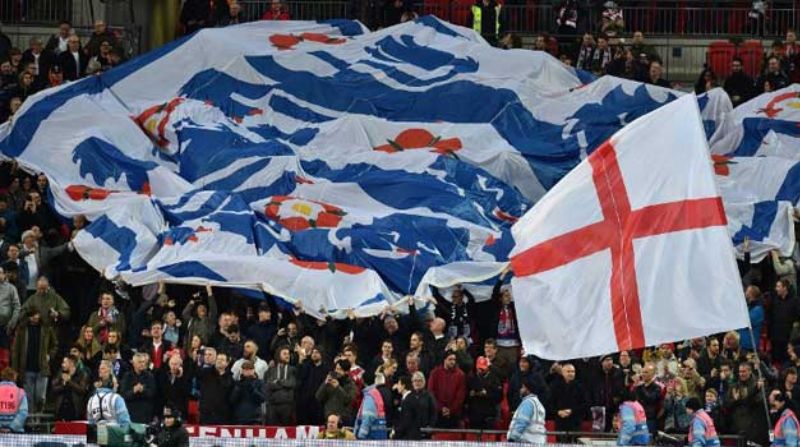 Huy hiệu đội tuyển Anh